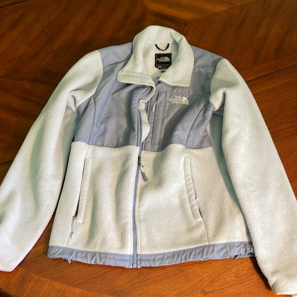 Light blue North Face women’s fleece size small